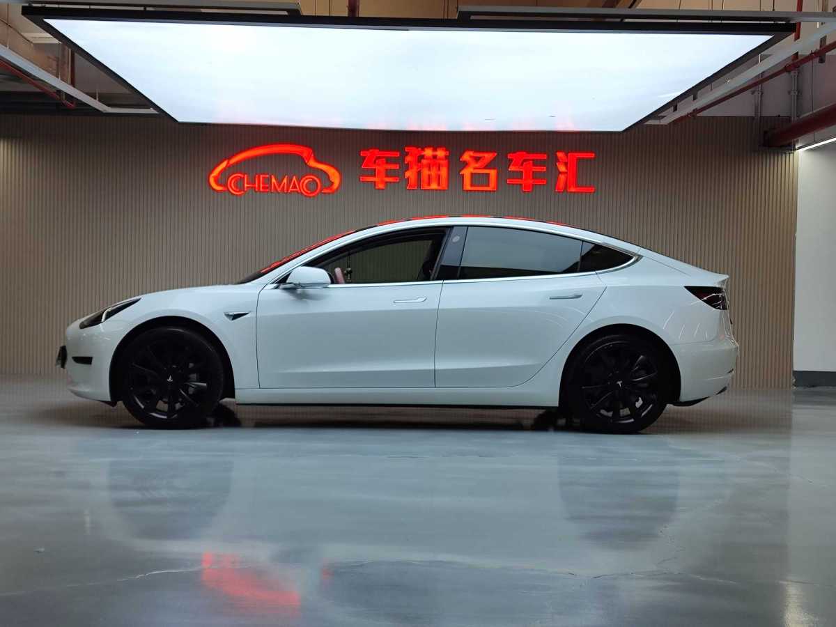 特斯拉 Model Y  2020款 改款 標(biāo)準(zhǔn)續(xù)航后驅(qū)升級版圖片