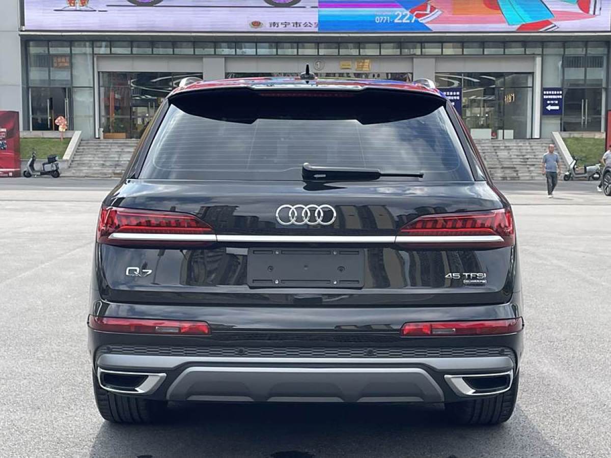 奧迪 奧迪Q7  2022款 45 TFSI quattro S line豪華型圖片