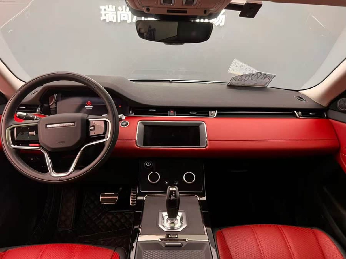 路虎 攬勝極光  2021款 極光L 200PS R-Dynamic Standard 精英版圖片