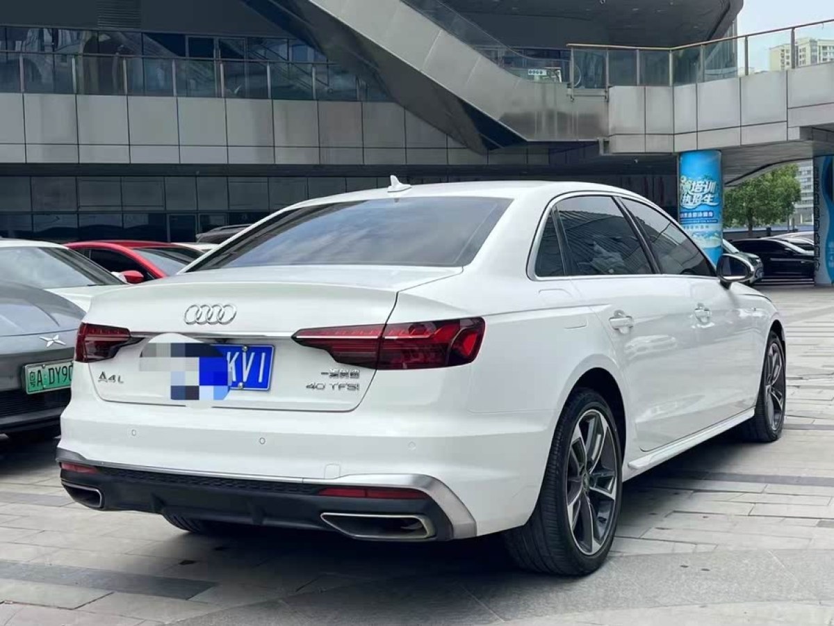 奧迪 奧迪A4L  2022款 40 TFSI 時尚動感型圖片