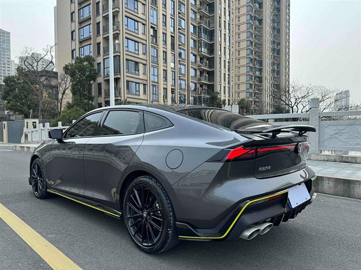 長(zhǎng)安 長(zhǎng)安UNI-V  2022款 1.5T 卓越型圖片