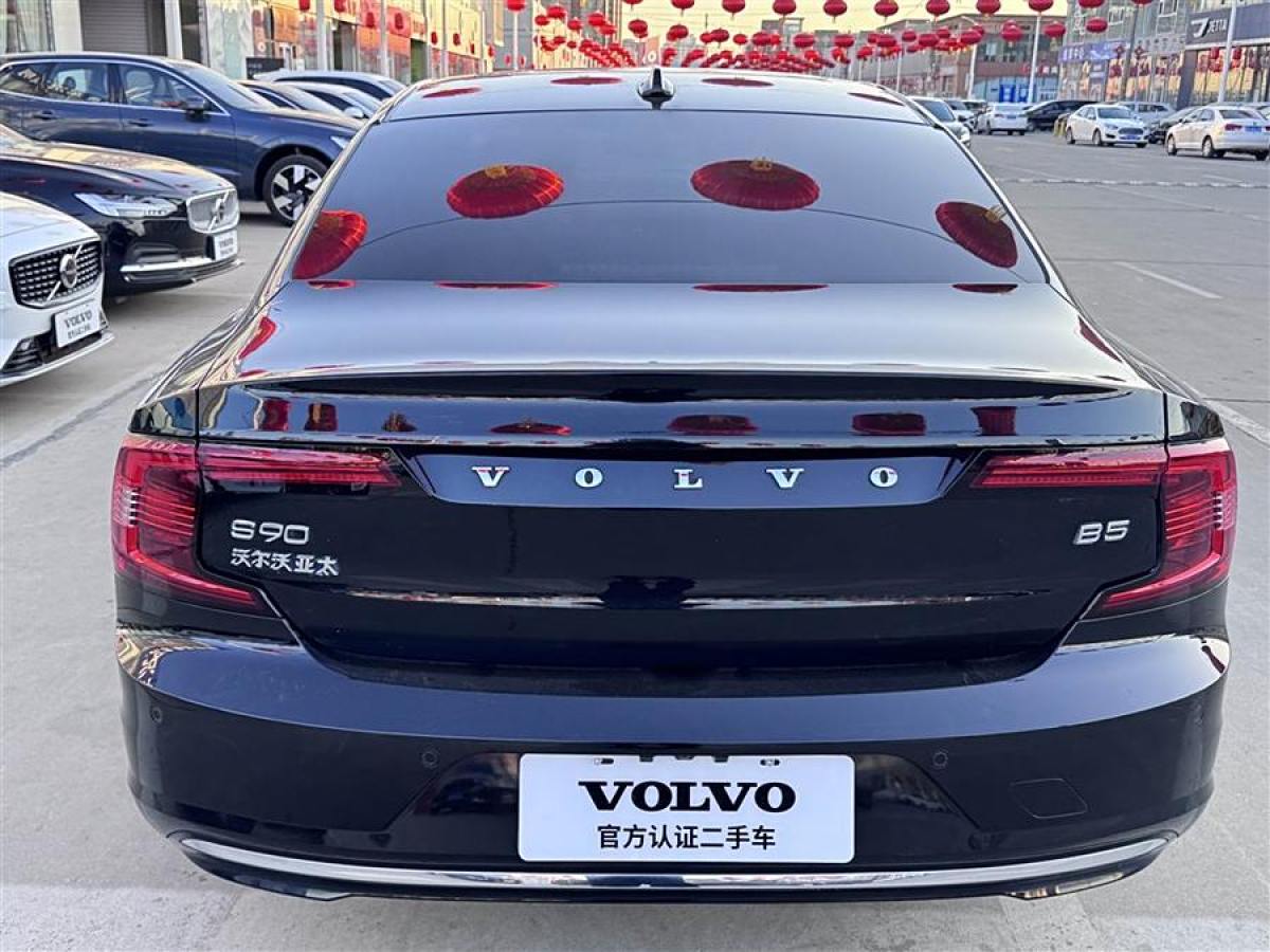 沃爾沃 S90  2024款 B5 智遠(yuǎn)豪華版圖片