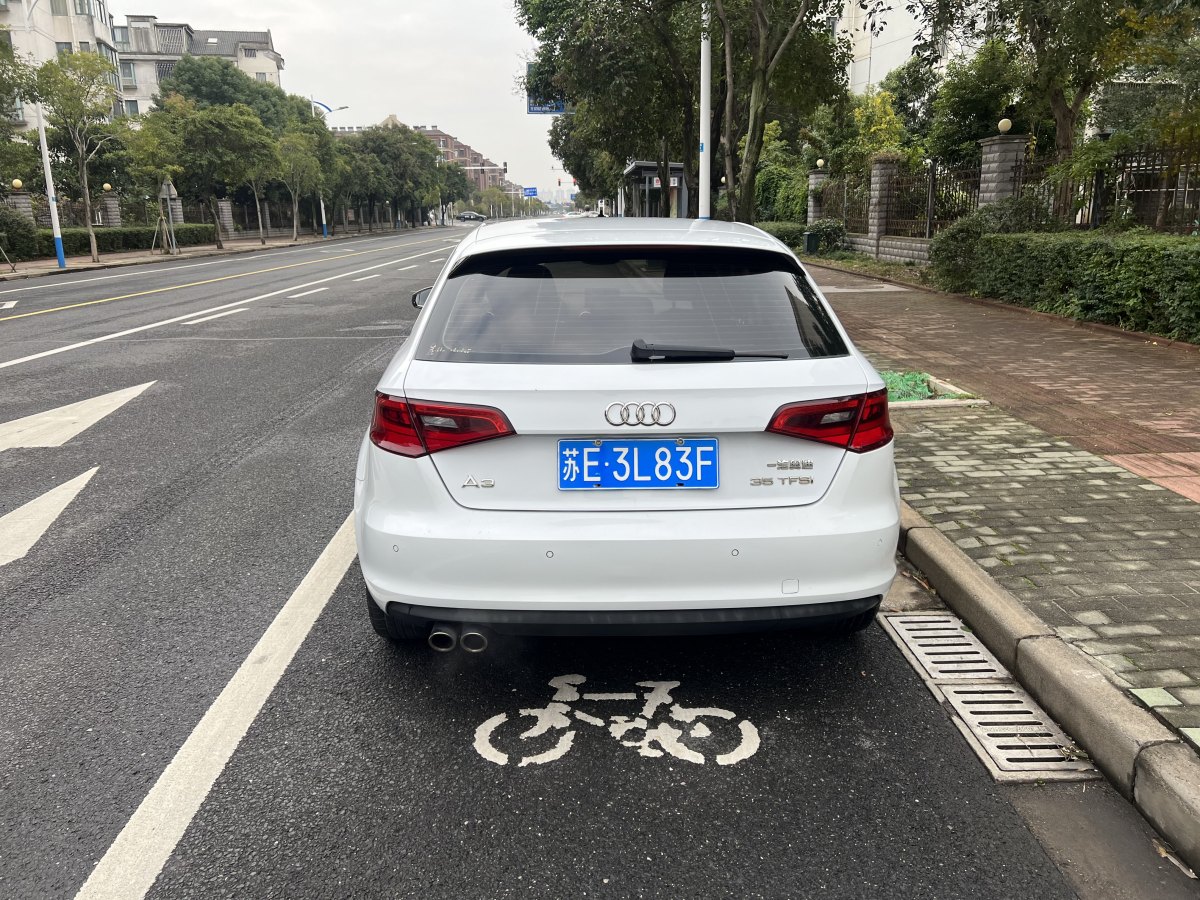 奧迪 奧迪A3  2015款 Sportback 35 TFSI 百萬(wàn)紀(jì)念智領(lǐng)型圖片