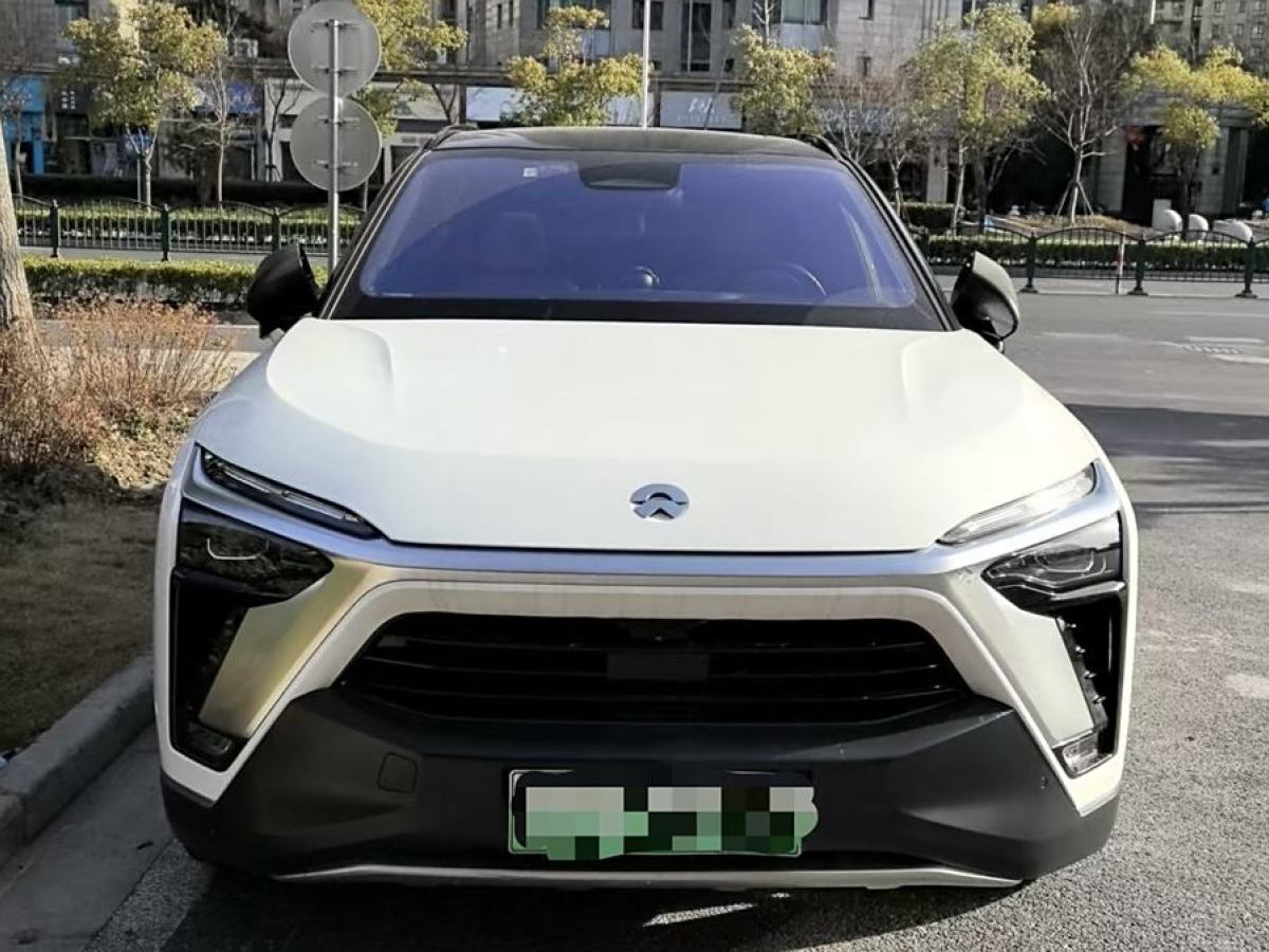 蔚來(lái) ES8  2020款 415KM 簽名版 六座版圖片