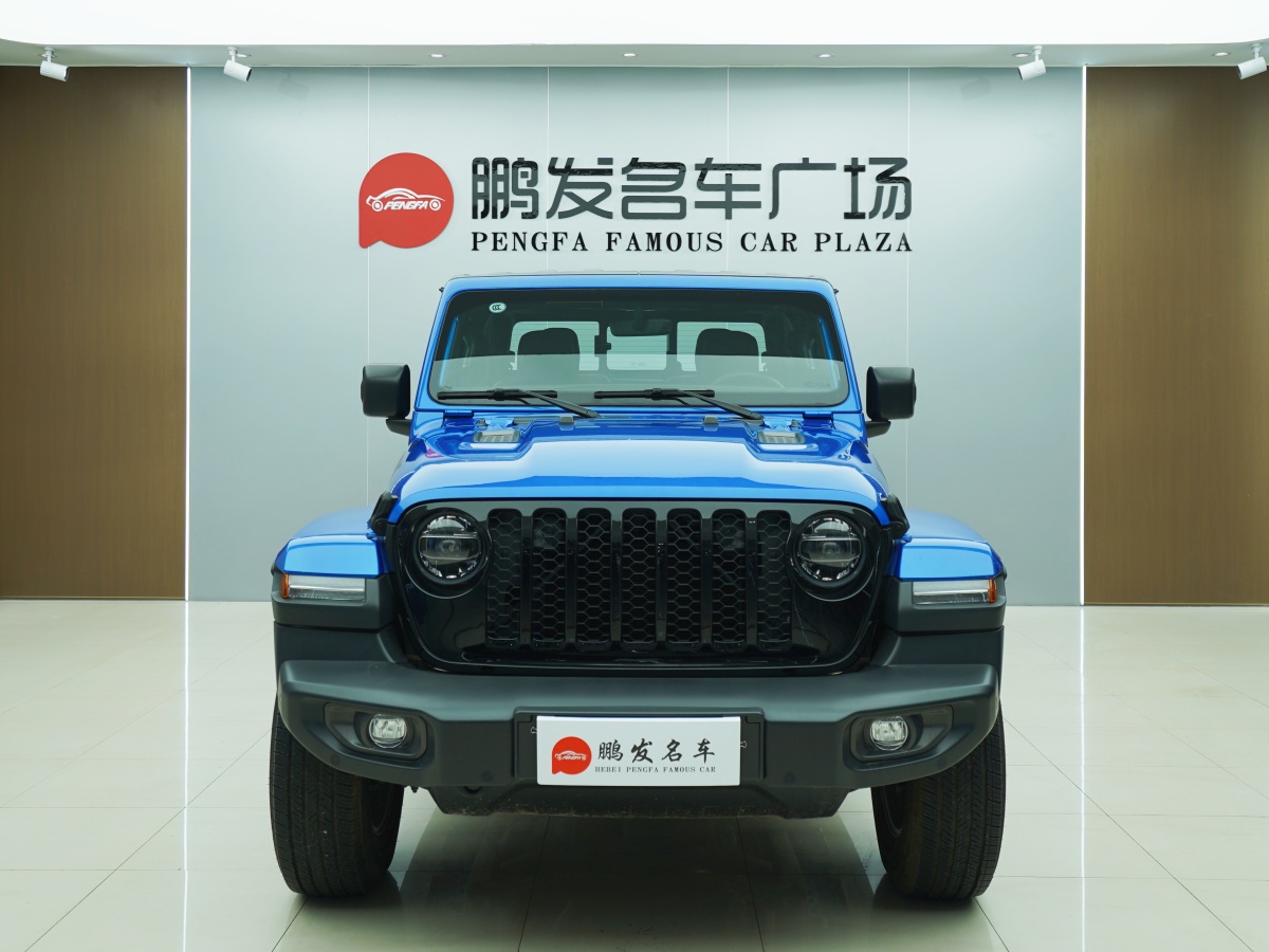 Jeep 角斗士  2022款 3.6L 先行版图片