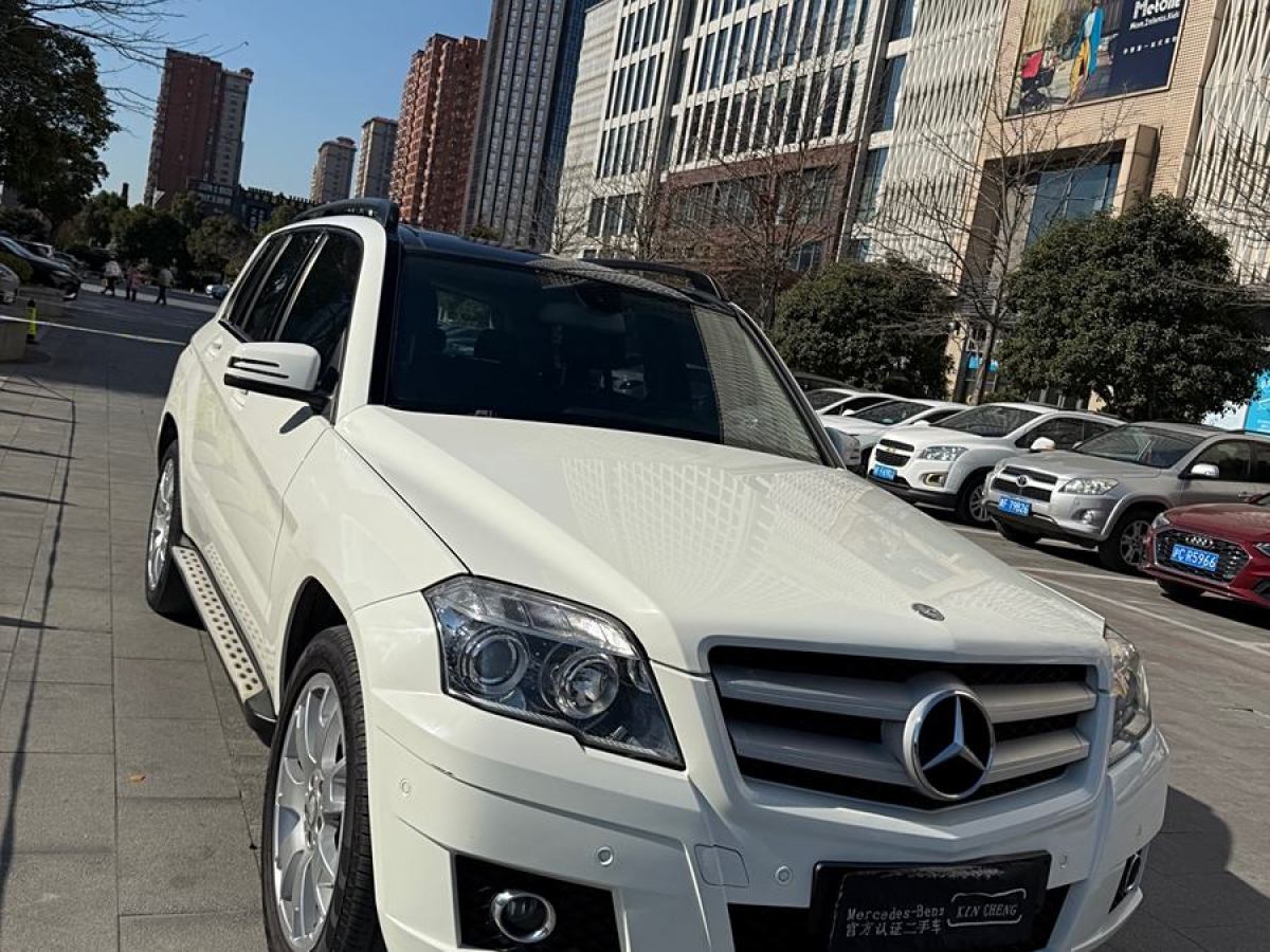 奔馳 奔馳GLK級  2011款 GLK 300 4MATIC 時(shí)尚型圖片