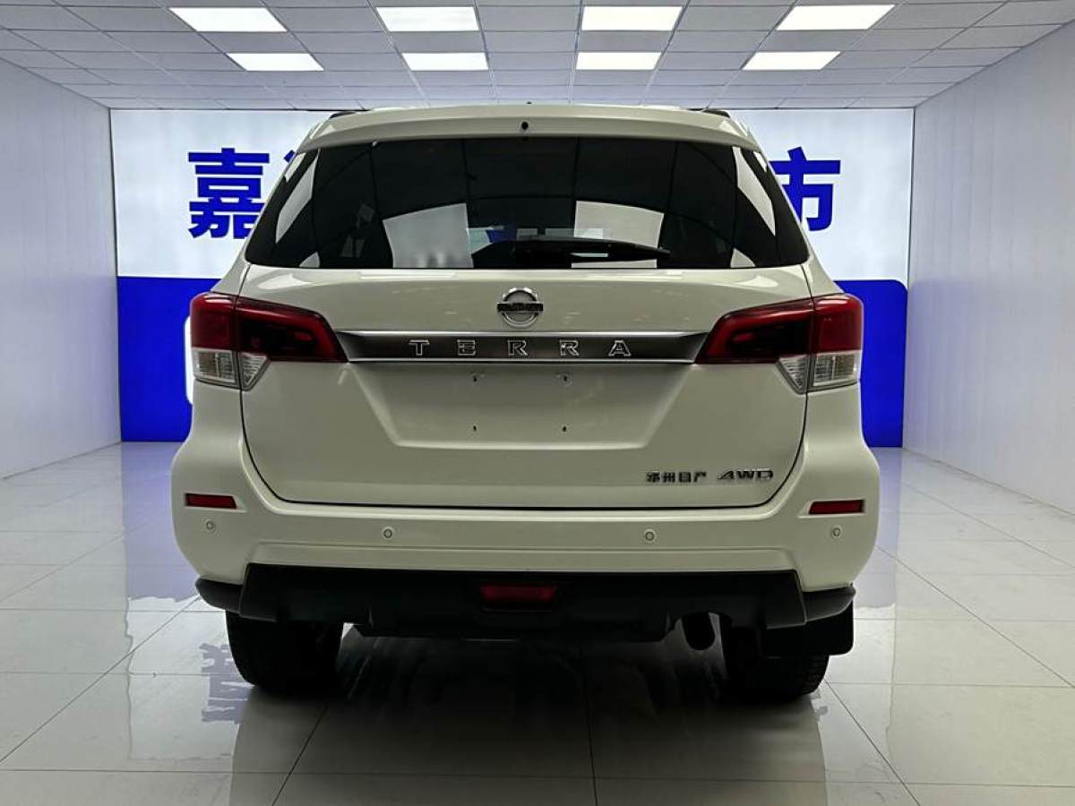 日產(chǎn) 途達(dá)  2020款 2.5L 自動(dòng)四驅(qū)豪華版圖片