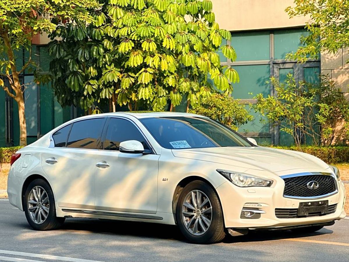 英菲尼迪 Q50L  2016款 2.0T 悅享版圖片