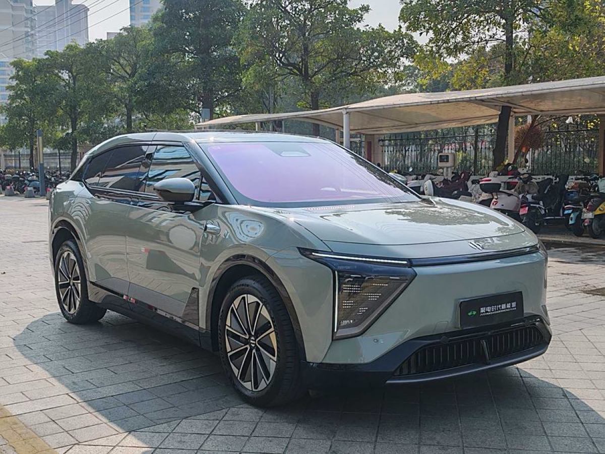 高合 高合HiPhi Y  2023款 810km 長續(xù)航版圖片