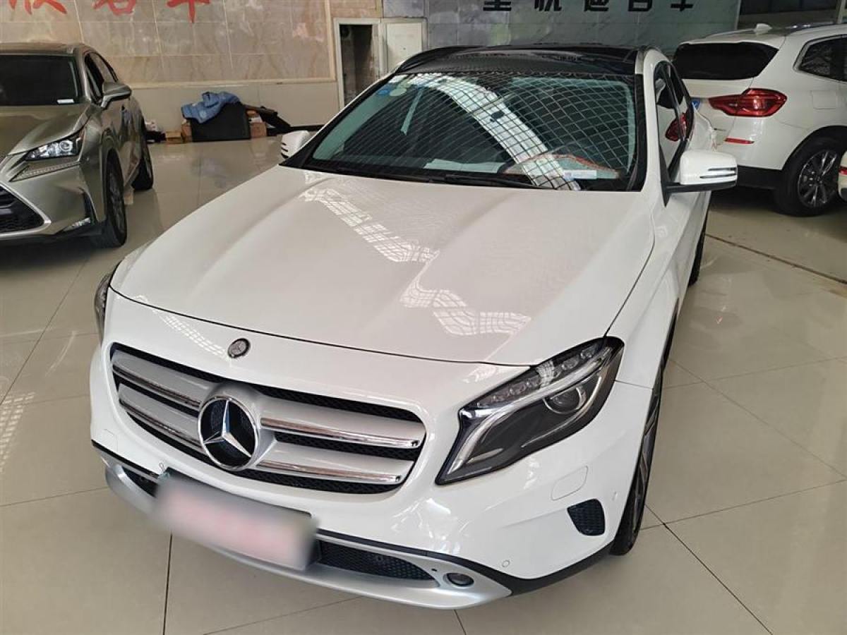 奔馳 奔馳GLA  2015款 GLA 220 4MATIC 豪華型圖片