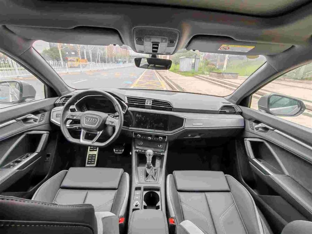 奧迪 奧迪Q3  2024款 40 TFSI 時尚動感型圖片