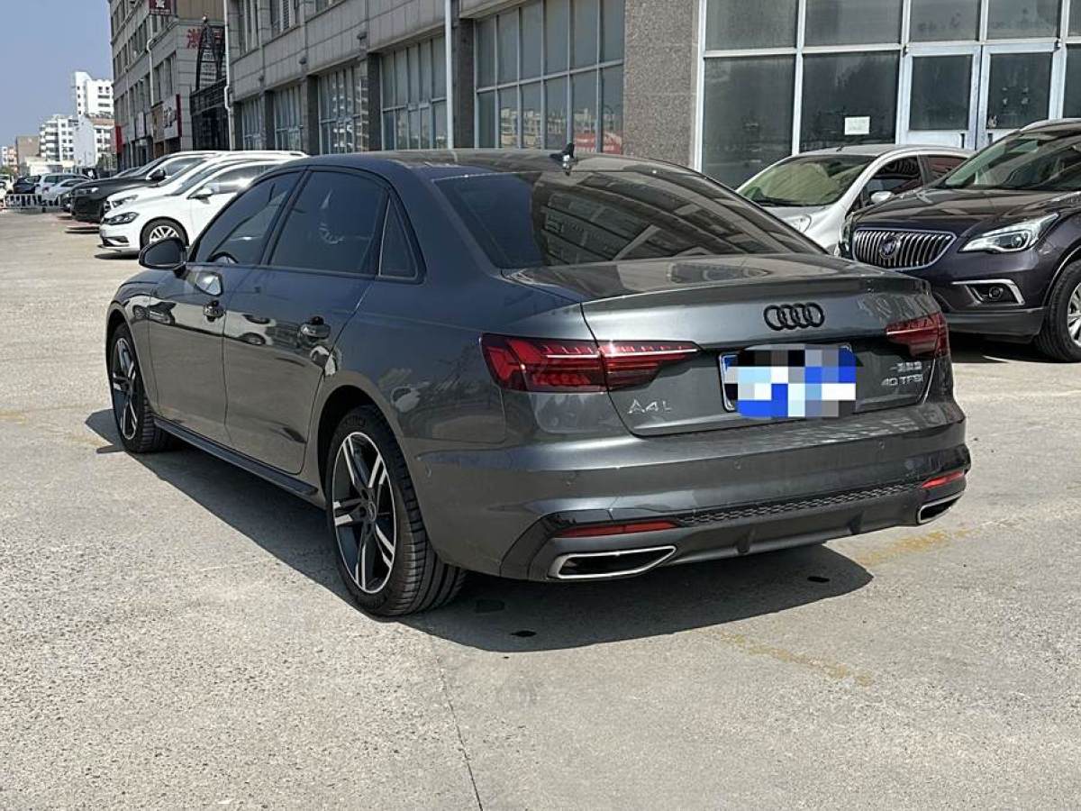 奧迪 奧迪A4L  2022款 40 TFSI 豪華動(dòng)感型圖片