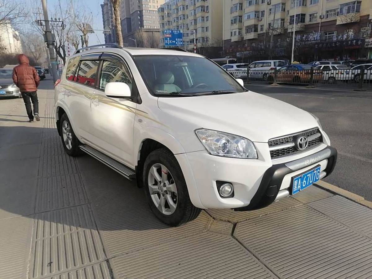 豐田 RAV4榮放  2009款 2.4L 自動(dòng)豪華版圖片