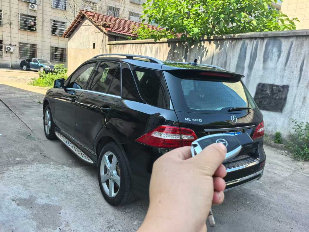 奔馳 威霆  2015款 3.0L 精英版圖片