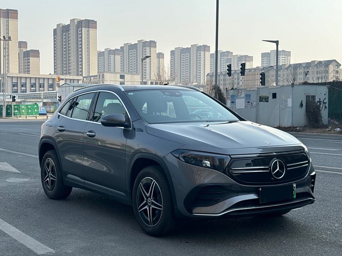 奔馳 奔馳EQA  2022款 EQA 300 4MATIC 首發(fā)特別版圖片