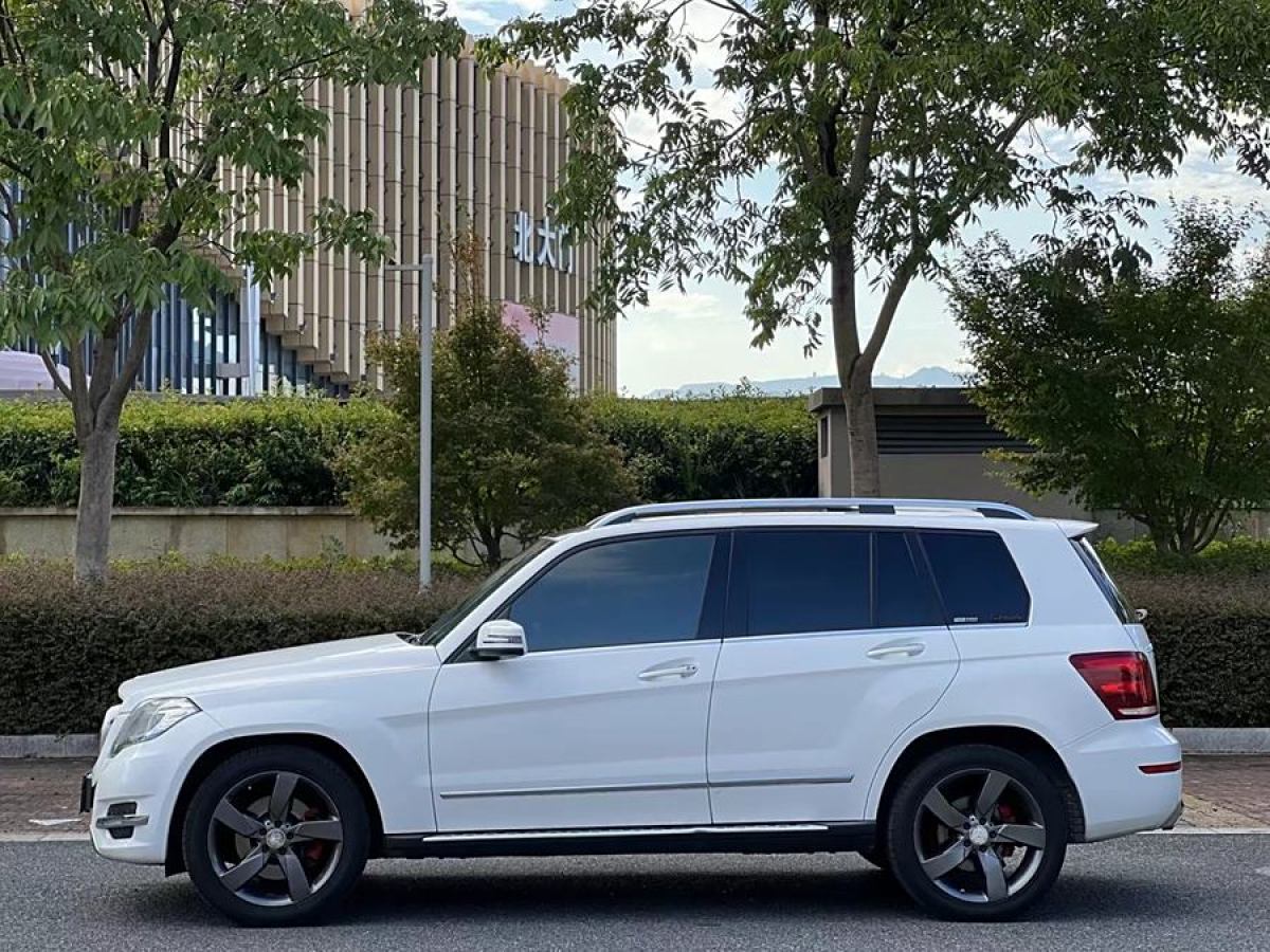 奔馳 奔馳GLK級  2013款 改款 GLK 300 4MATIC 時(shí)尚型圖片