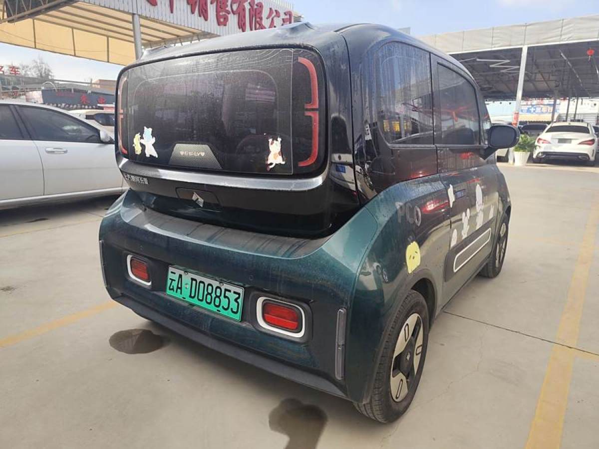 寶駿 寶駿KiWi EV  2022款 設(shè)計(jì)師輕享版 三元鋰圖片