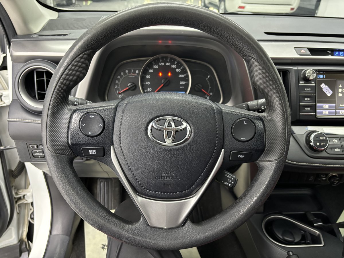 豐田 RAV4  2016款 榮放 2.0L CVT兩驅(qū)風(fēng)尚版圖片