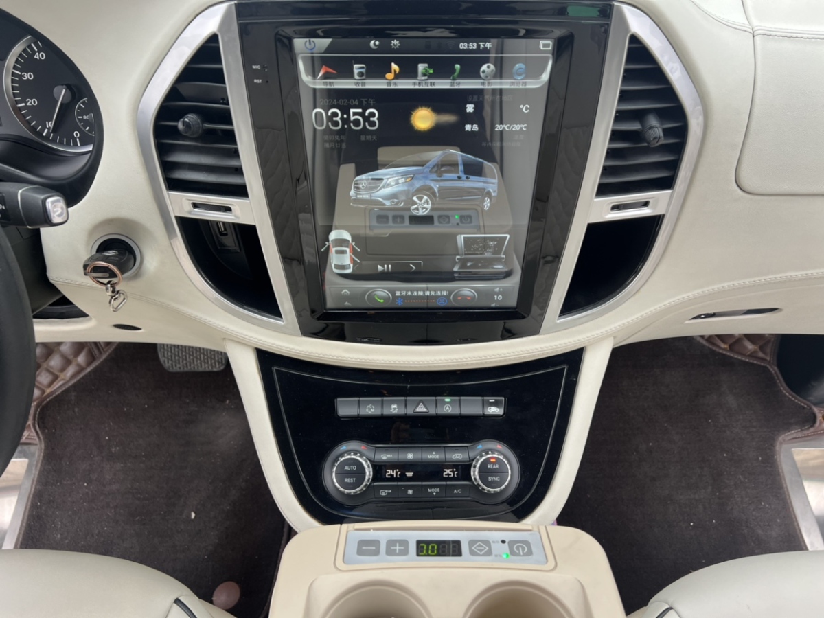 2017年7月奔驰 威霆  2016款 2.0T 精英版