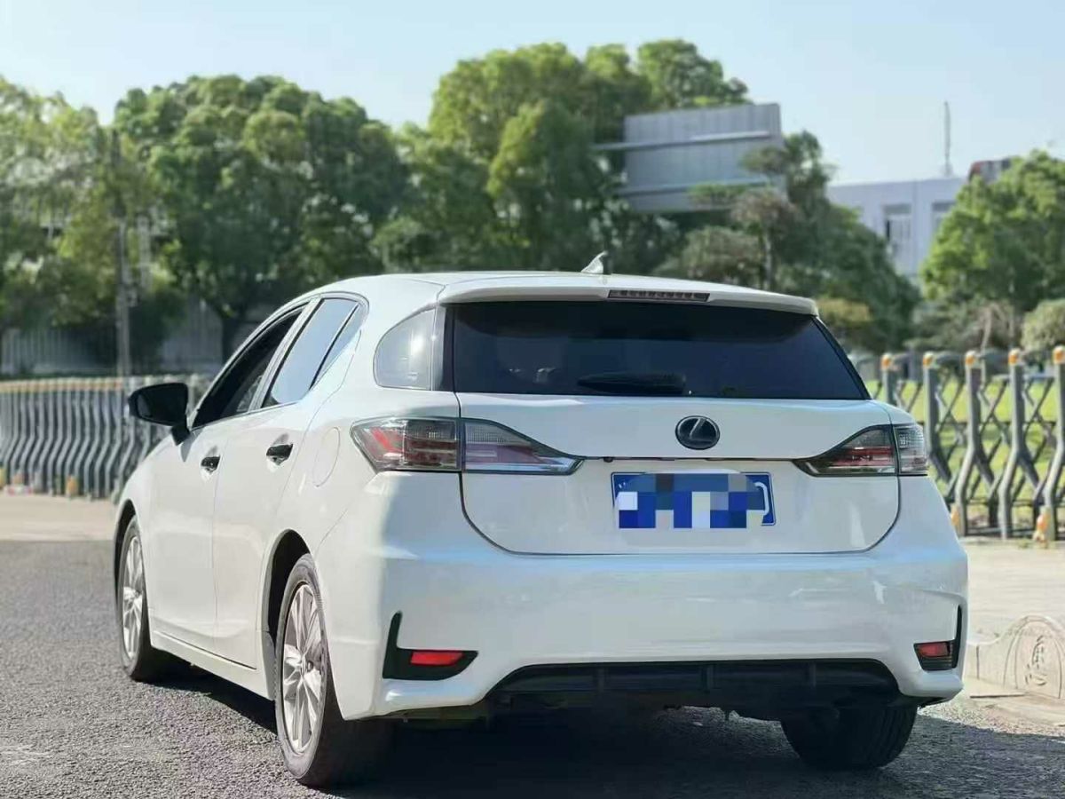 雷克薩斯 CT  2015款 CT200h 巧克力版圖片