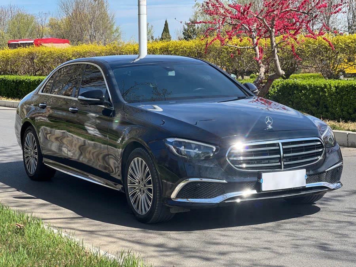 奔馳 奔馳E級  2019款 改款 E 300 L 運動時尚型圖片