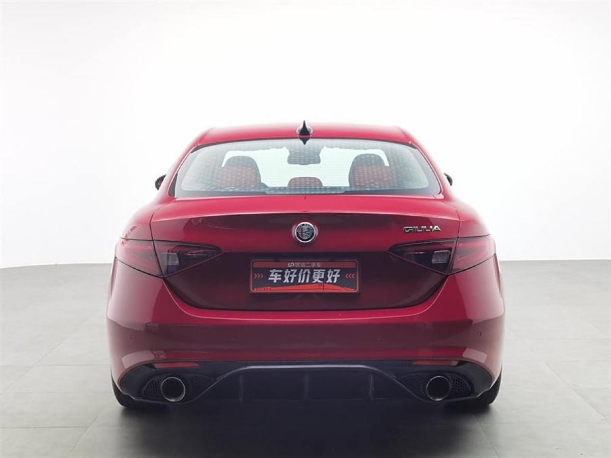 阿爾法·羅密歐 Giulia  2017款 2.0T 200HP 精英版圖片