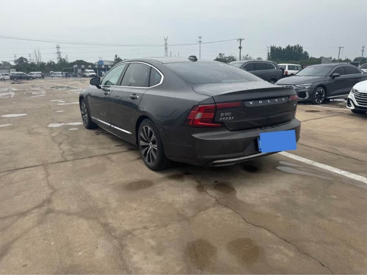 沃爾沃 S90  2021款 B5 智遠(yuǎn)豪華版圖片