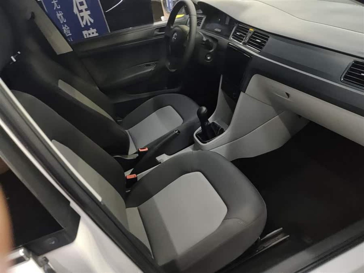 斯柯達 昕銳  2016款 1.6L 手動前行版圖片