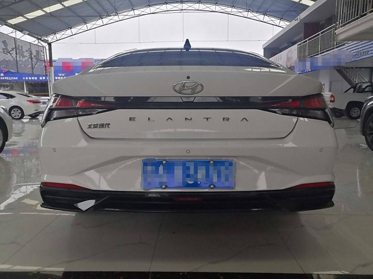 現(xiàn)代 伊蘭特  2021款 1.5L LUX尊貴版圖片