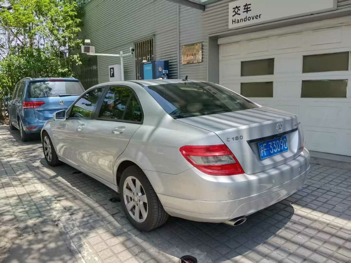 奔馳 奔馳C級  2011款 C 200 CGI 優(yōu)雅型圖片