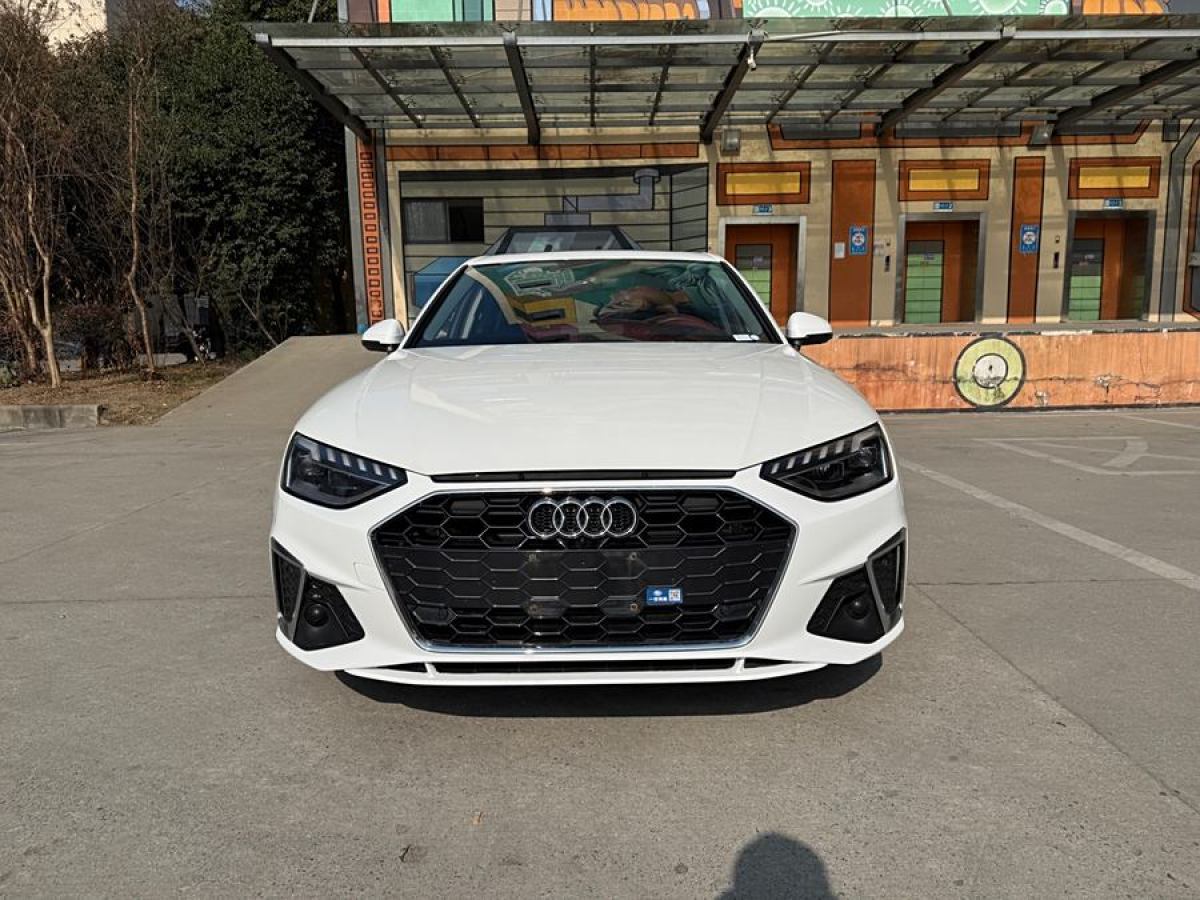 奧迪 奧迪A4L  2020款 40 TFSI 時(shí)尚動(dòng)感型圖片