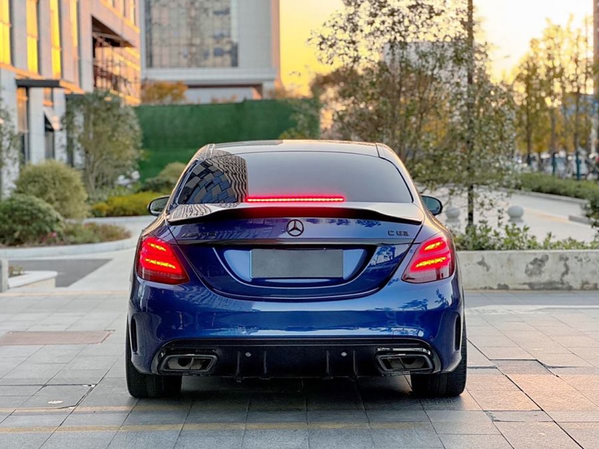 奔馳 奔馳C級(jí)AMG  2015款 AMG C 63圖片