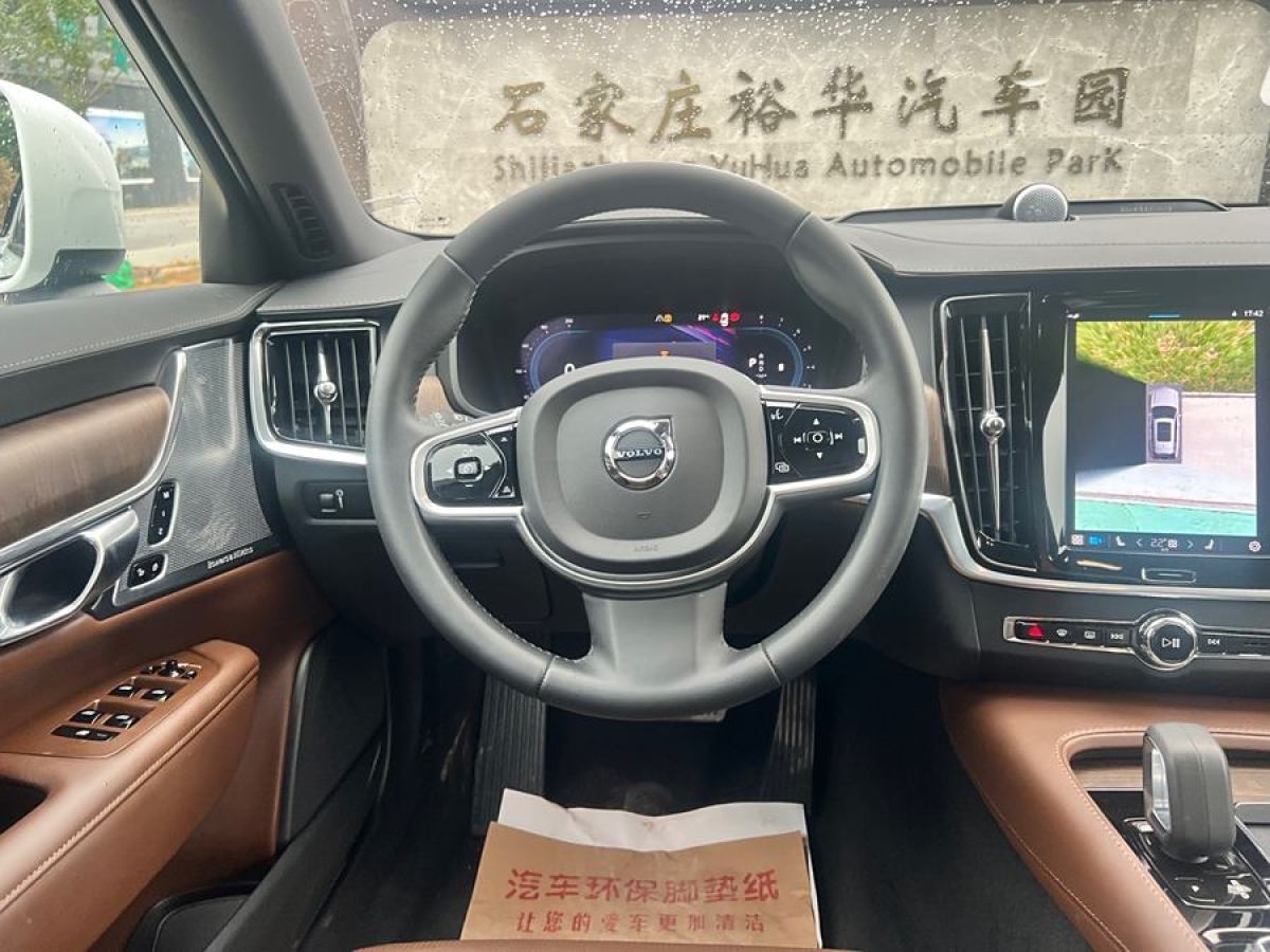 2024年1月沃爾沃 V90  2024款 Cross Country B5 AWD 智尊版