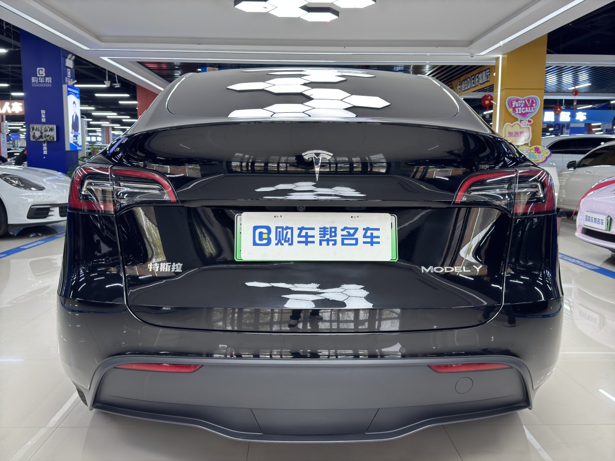 特斯拉 Model 3  2023款 煥新版 后輪驅(qū)動圖片