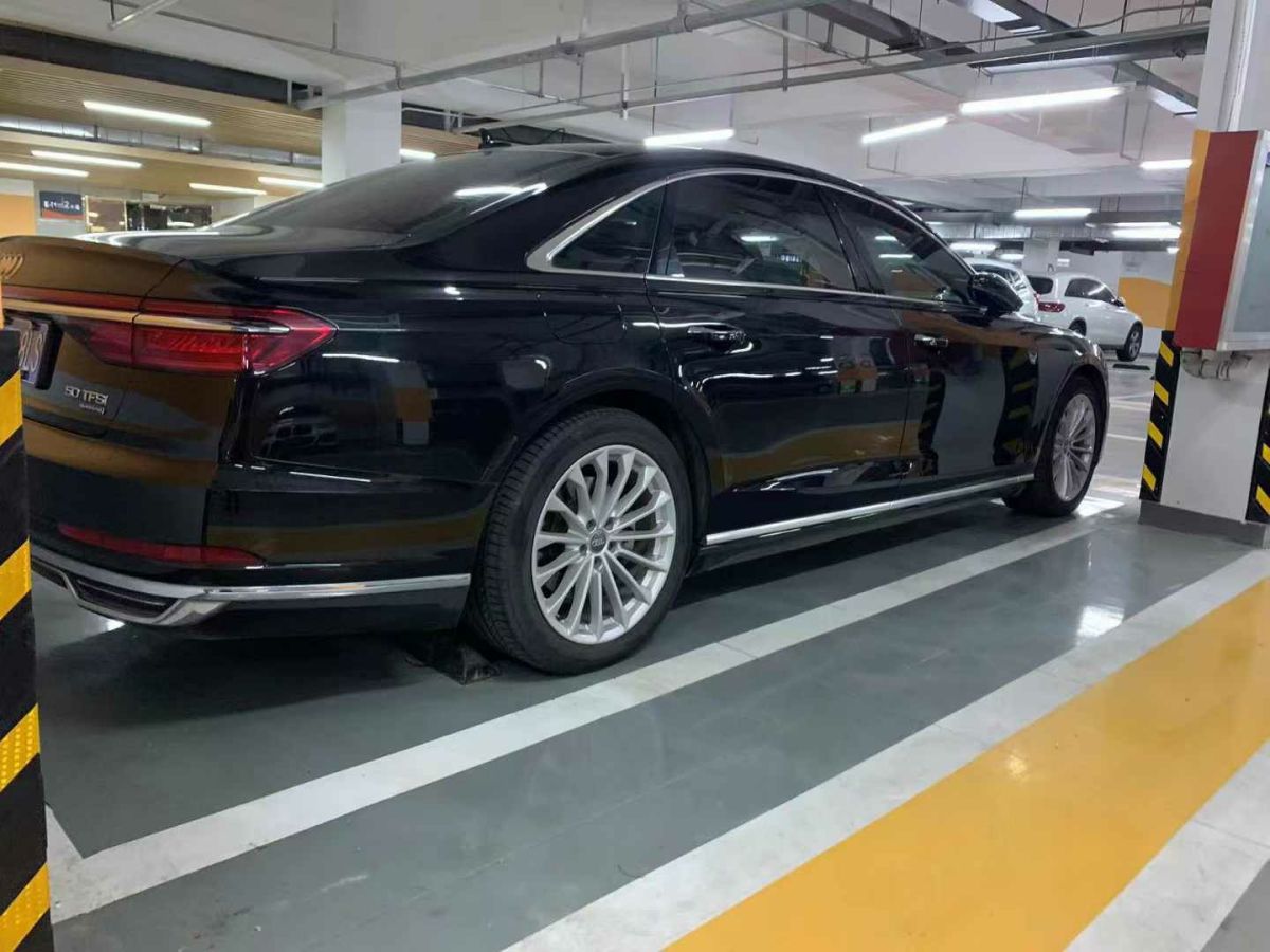 奧迪 奧迪S8  2020款 S8L 4.0TFSI quattro圖片