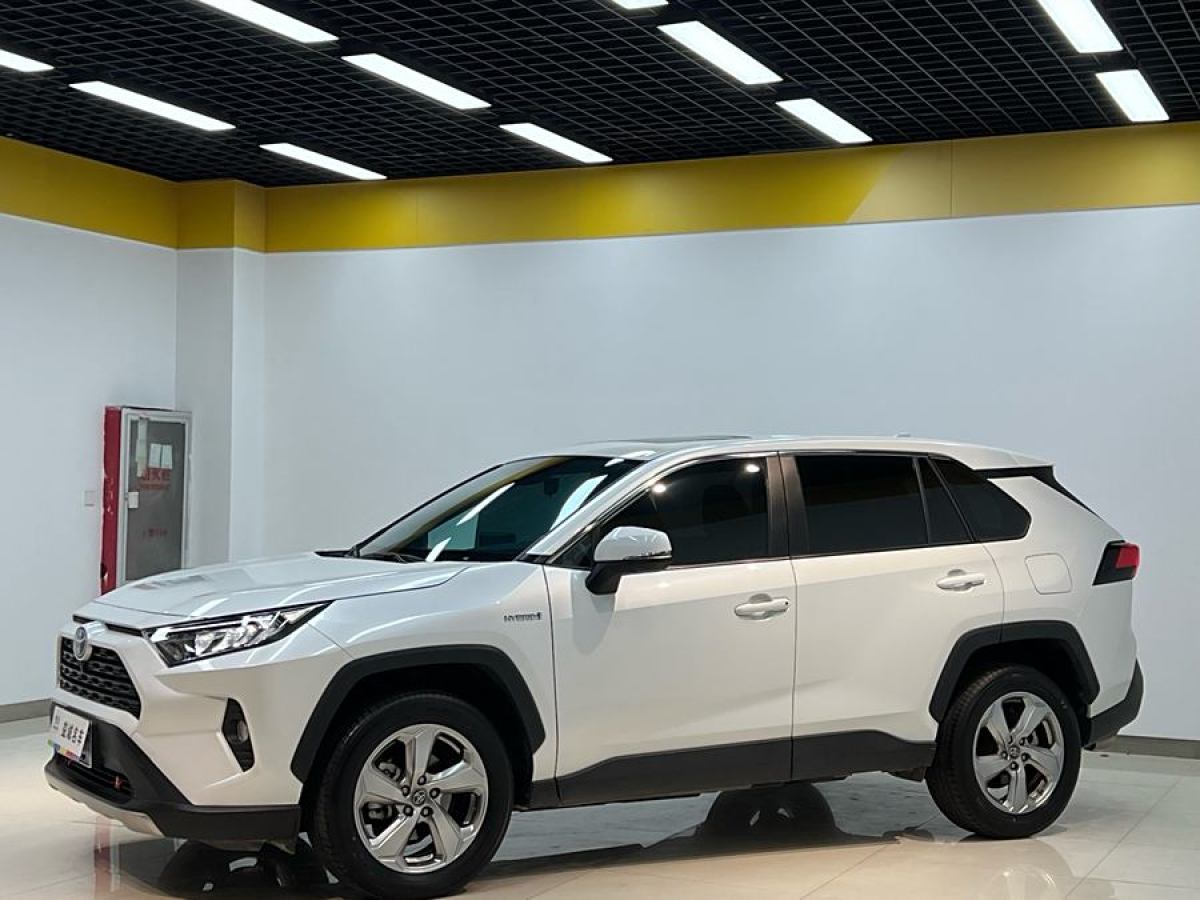 豐田 RAV4榮放  2023款 雙擎 2.5L E-CVT兩驅(qū)精英版圖片