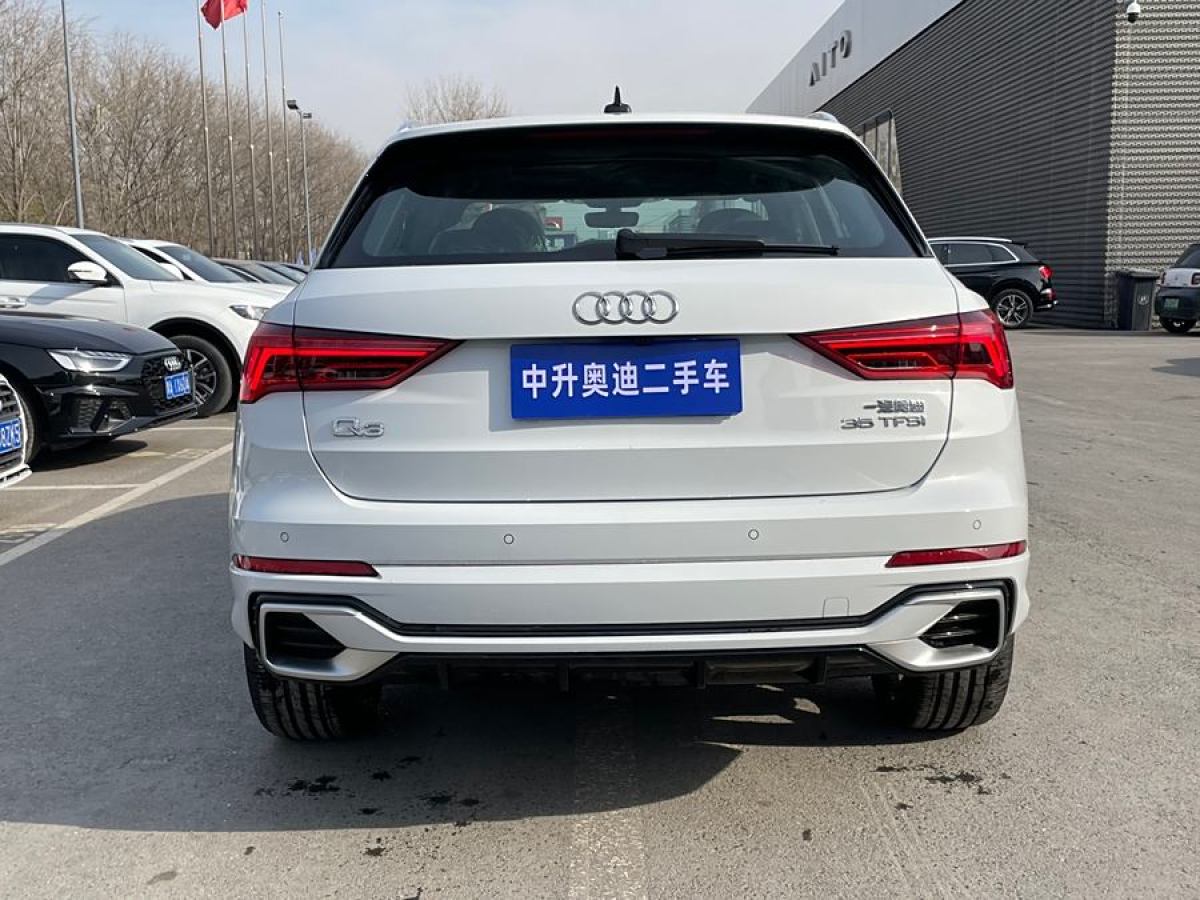 奧迪 奧迪Q3  2024款 35 TFSI 時尚動感型圖片