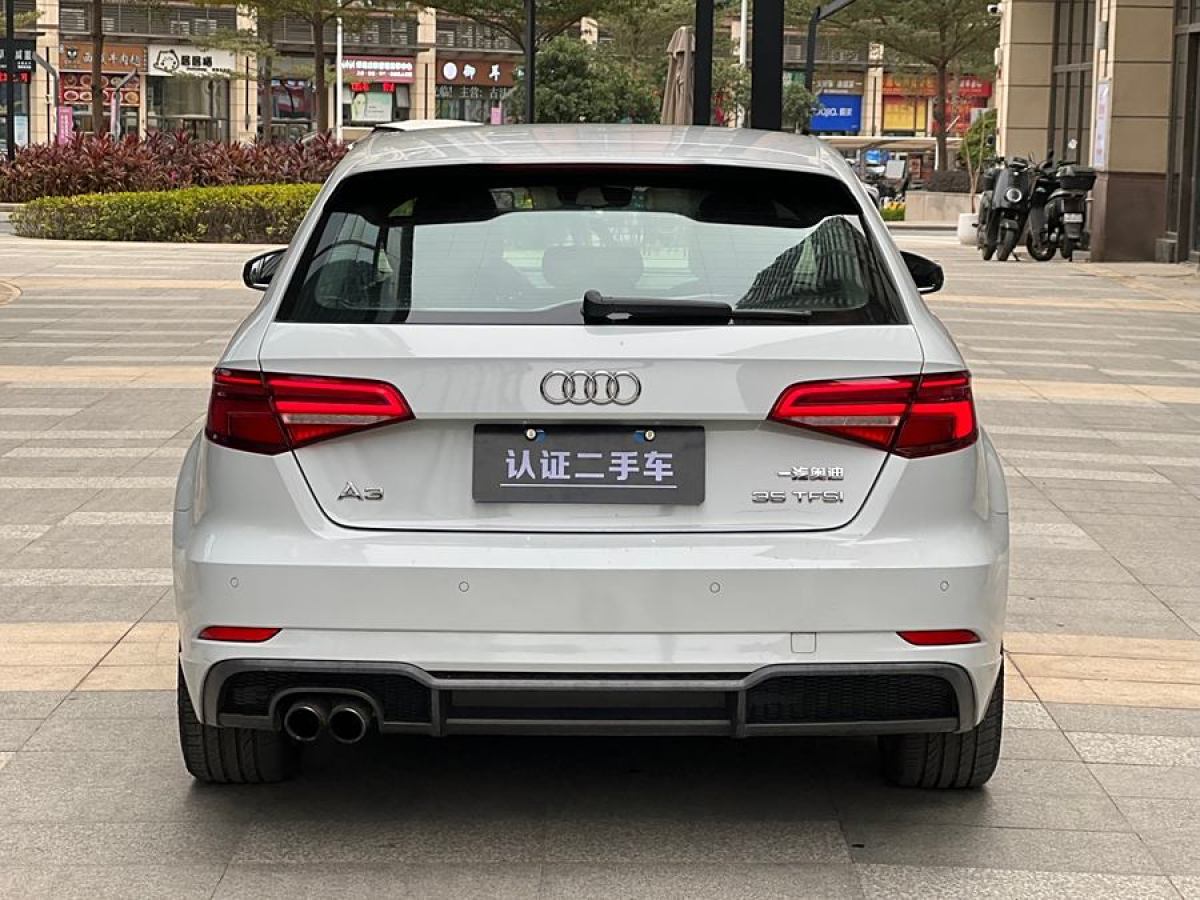 奧迪 奧迪A3  2017款 Sportback 35 TFSI 時(shí)尚型圖片