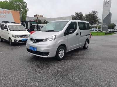 2010年11月 日產(chǎn) NV200 1.6L 豪華型圖片