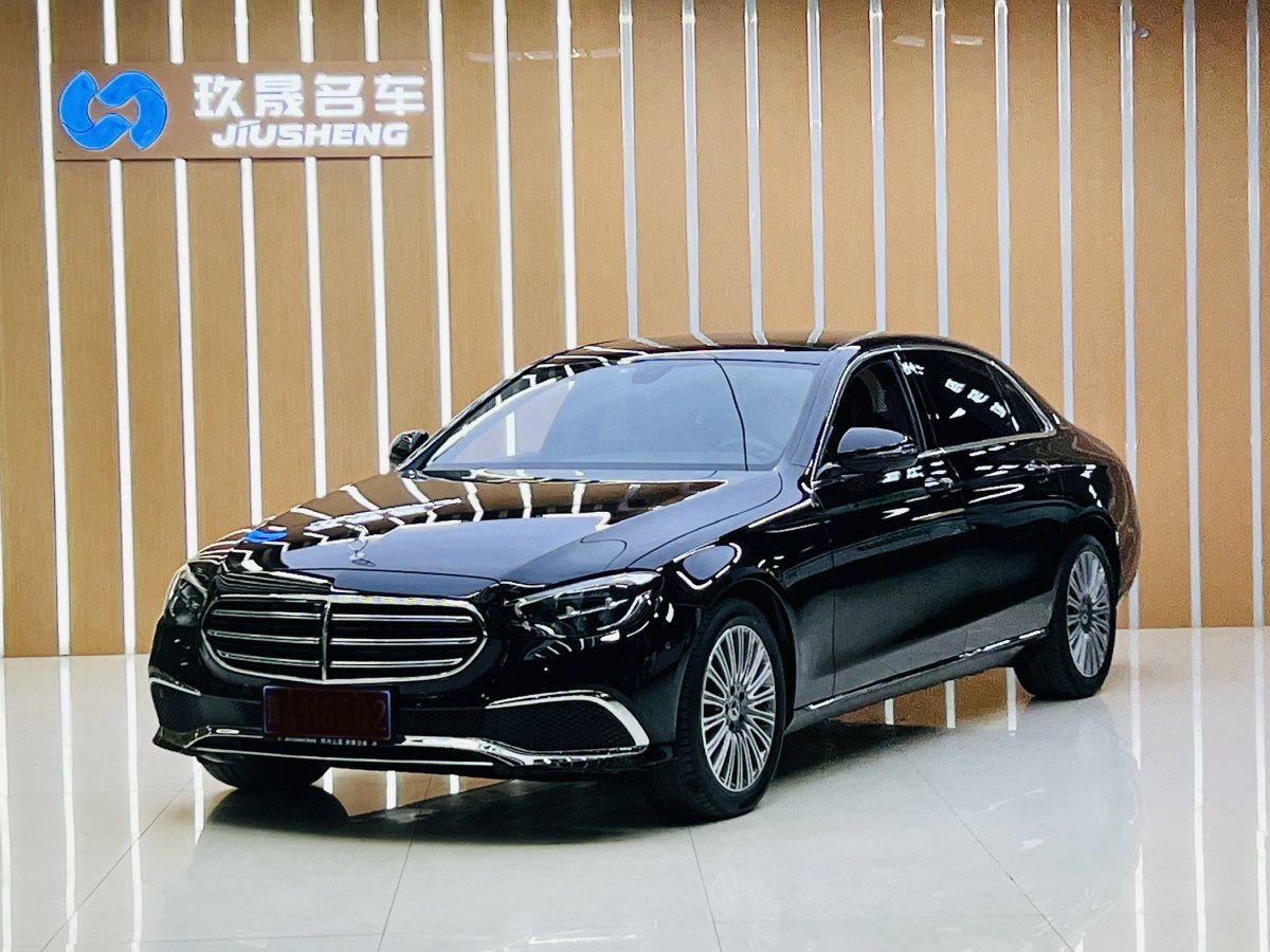 2021年3月奔馳 奔馳E級  2021款 改款 E 300 L 豪華型