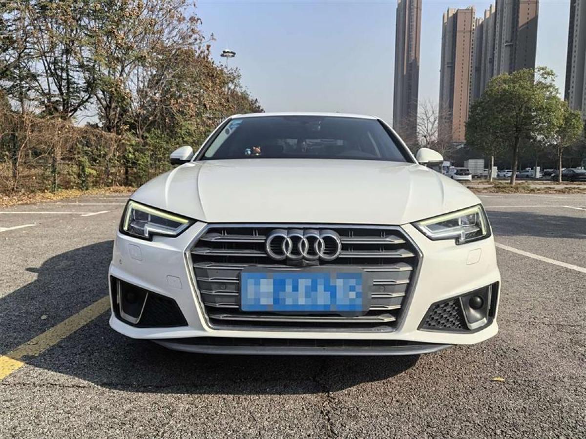 2018年12月奧迪 奧迪A4L  2019款 40 TFSI 進(jìn)取型 國(guó)V