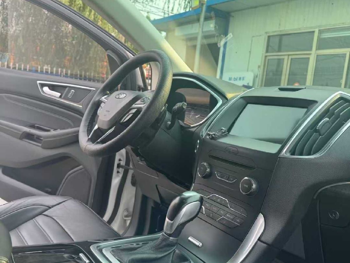 福特 銳界  2018款 2018款 改款 EcoBoost 245 兩驅(qū)鉑銳型 5座 國(guó)VI圖片