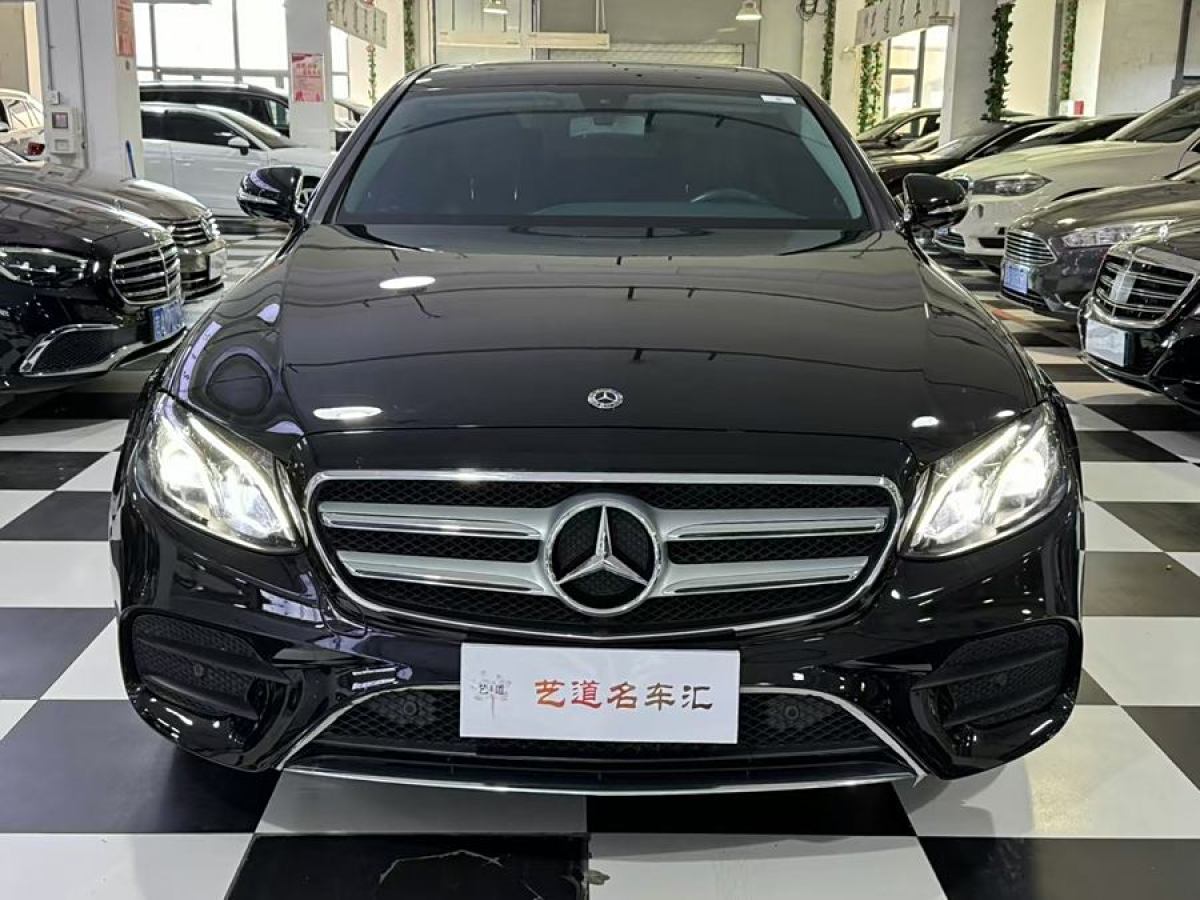 奔馳 奔馳E級  2019款 E 260 L 運(yùn)動型 4MATIC圖片