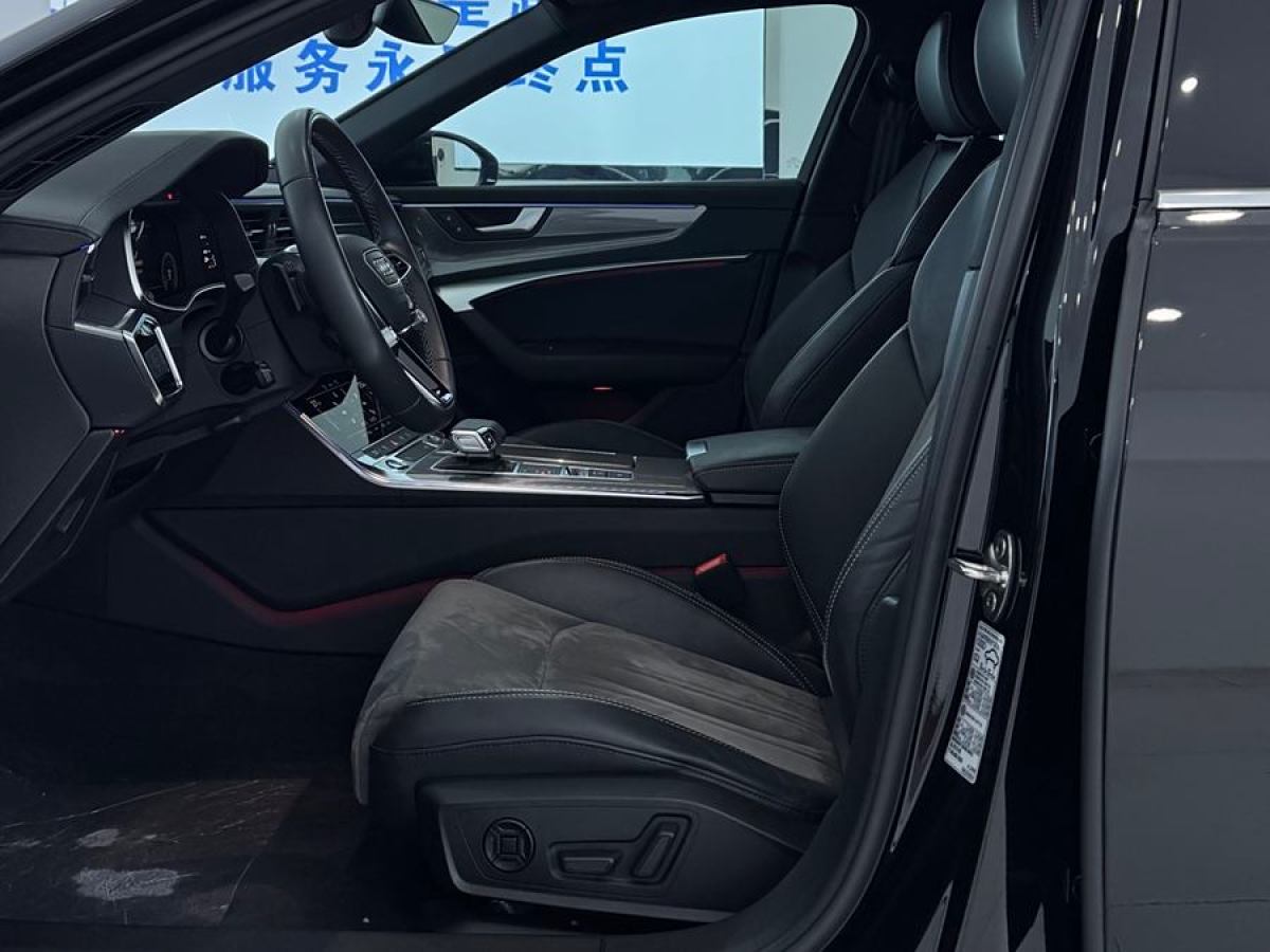 奧迪 奧迪A6L  2022款 45 TFSI 臻選動(dòng)感型圖片