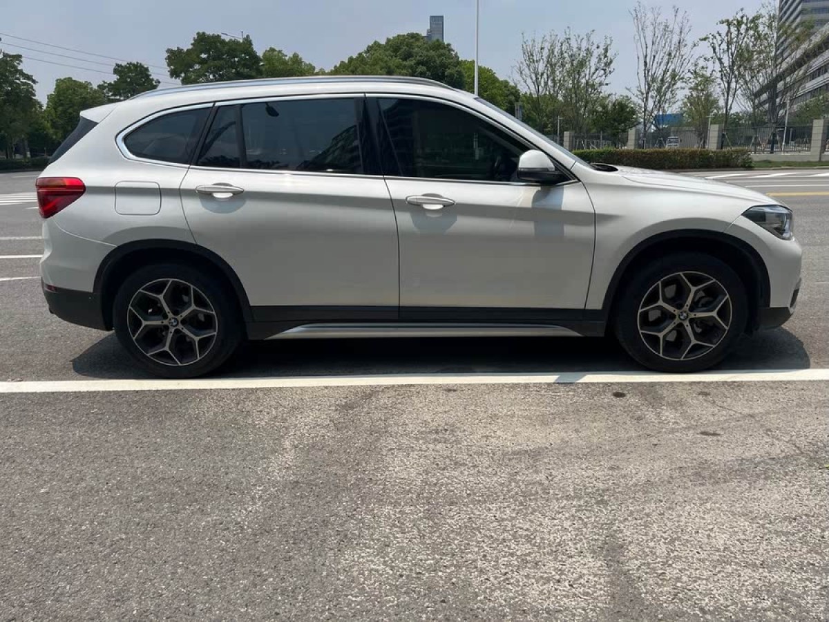 寶馬 寶馬X1  2018款 xDrive20Li 尊享型圖片