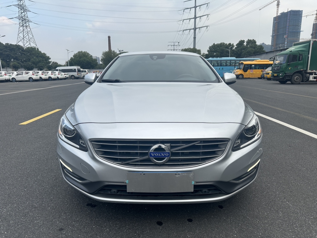 沃爾沃 S60  2014款 S60L 2.0T 智遠(yuǎn)版圖片