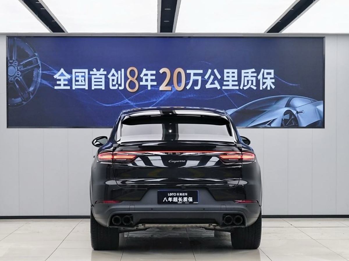 保時(shí)捷 Cayenne  2022款 Cayenne Coupé 3.0T 鉑金版圖片