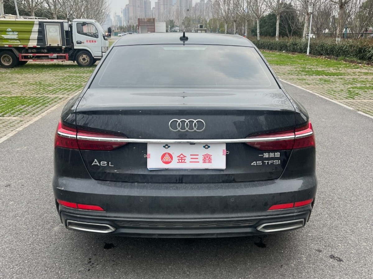 奧迪 奧迪A6L  2021款 40 TFSI 豪華動感型圖片