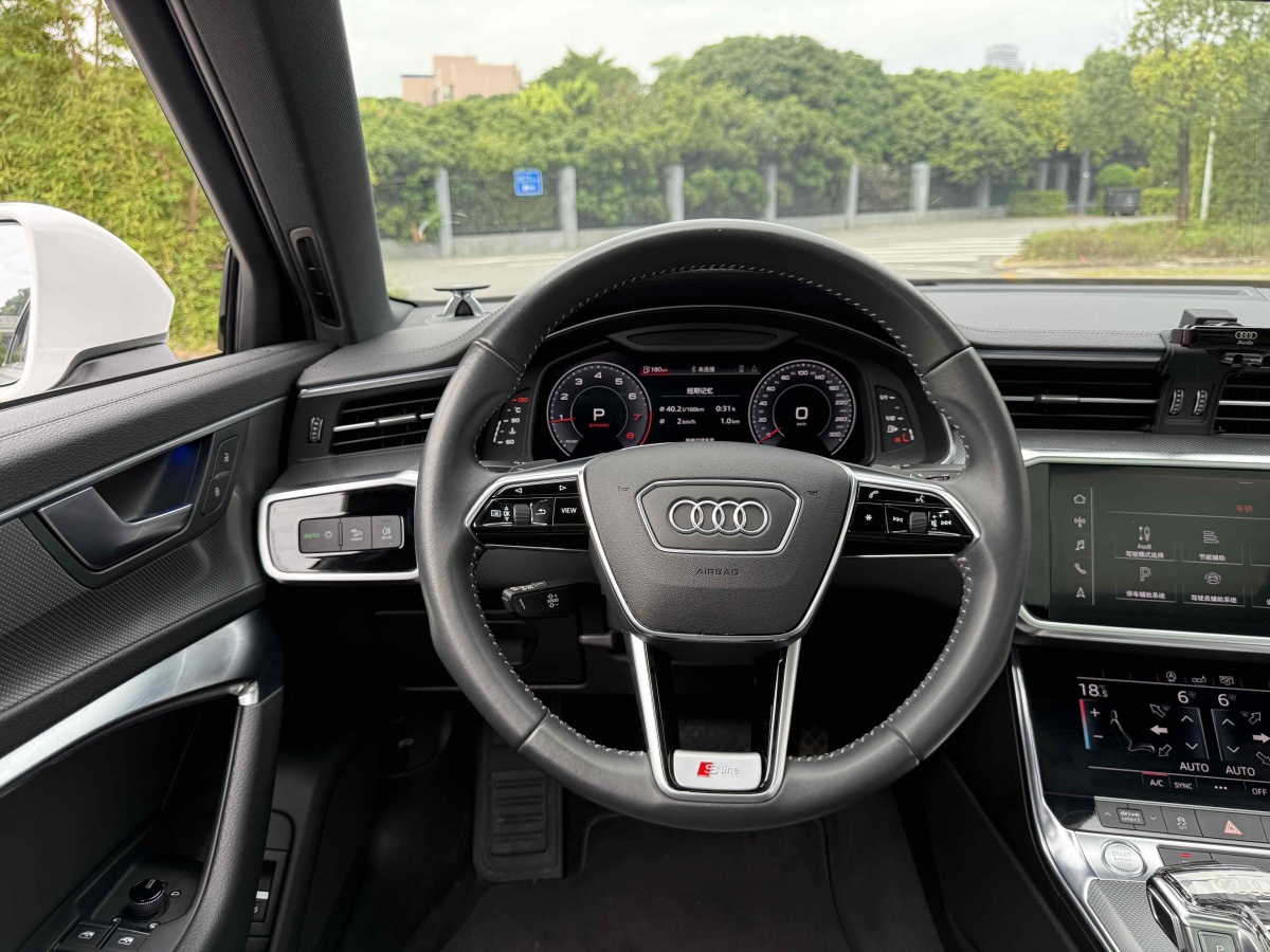 奧迪 奧迪A6L  2019款 45 TFSI quattro 臻選動感型圖片