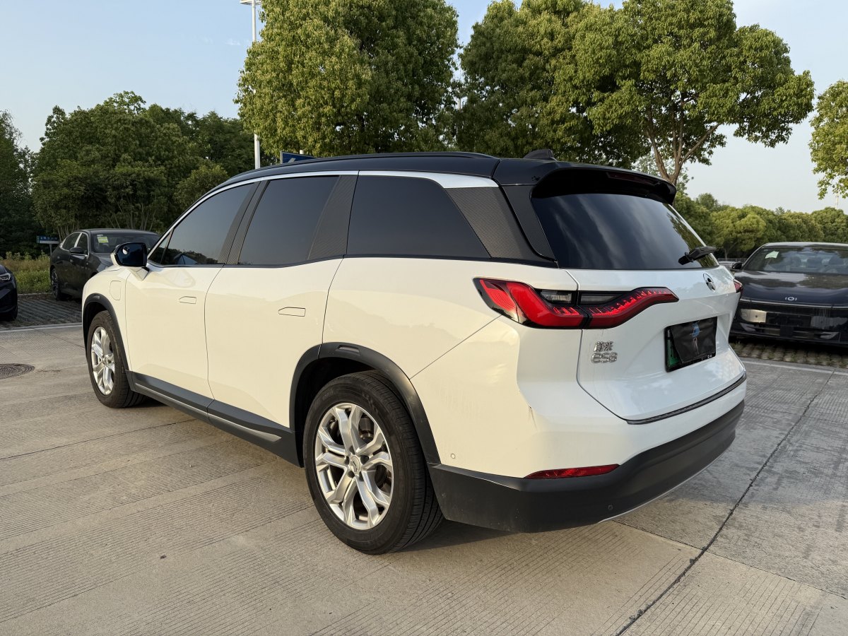 蔚來 ES8  2018款 355KM 基準版 六座版圖片